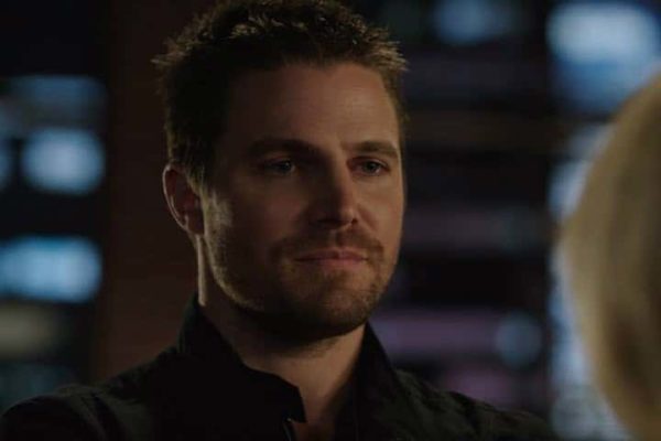 Romantic Moment of the Week: Arrow's Oliver and Felicity Reunite!
